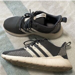 Adidas cloud foam running shoe. Men’s size 7.5, Women’s size 9